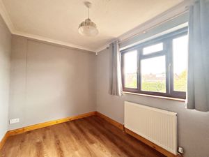 Bedroom- click for photo gallery